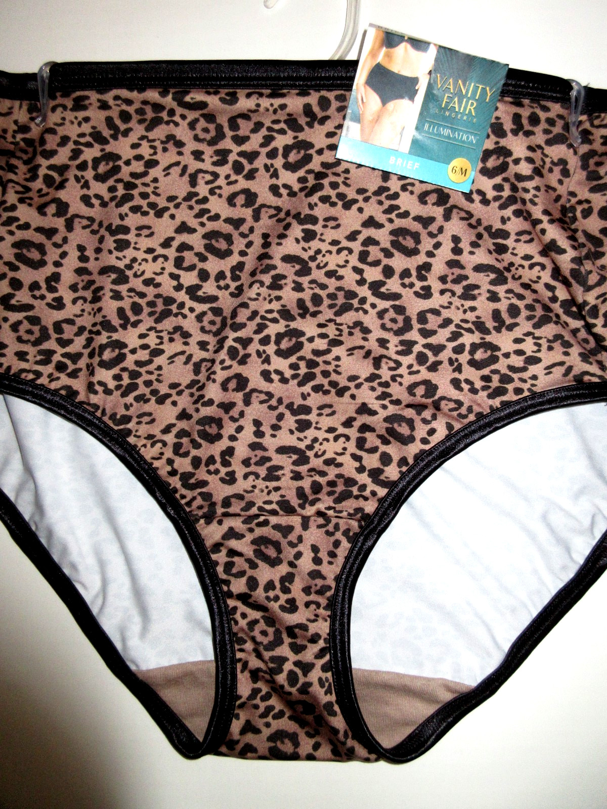 Vanity Fair BRIEF Body Shine Illumination Panties Poly 13109 leopard brown ~ 6/M