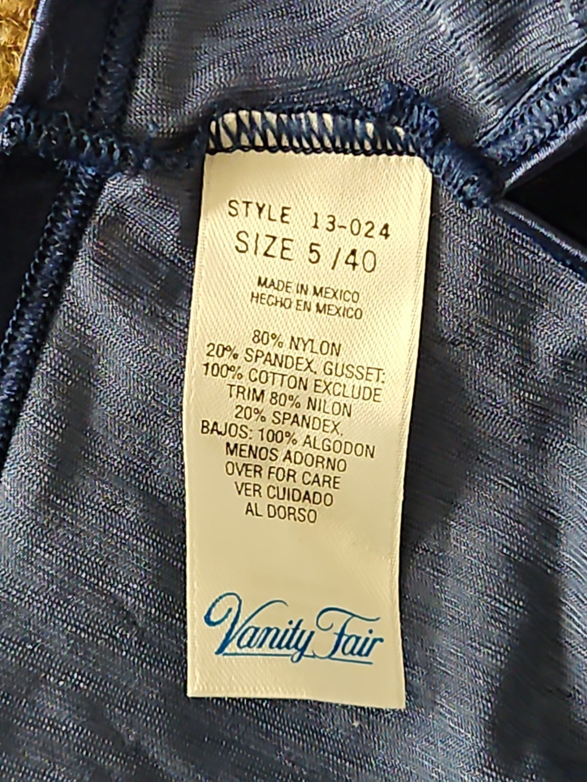 VANITY FAIR Women’s Nylon Spandex Bikini Briefs Panties Size 5/40 Dark Blue