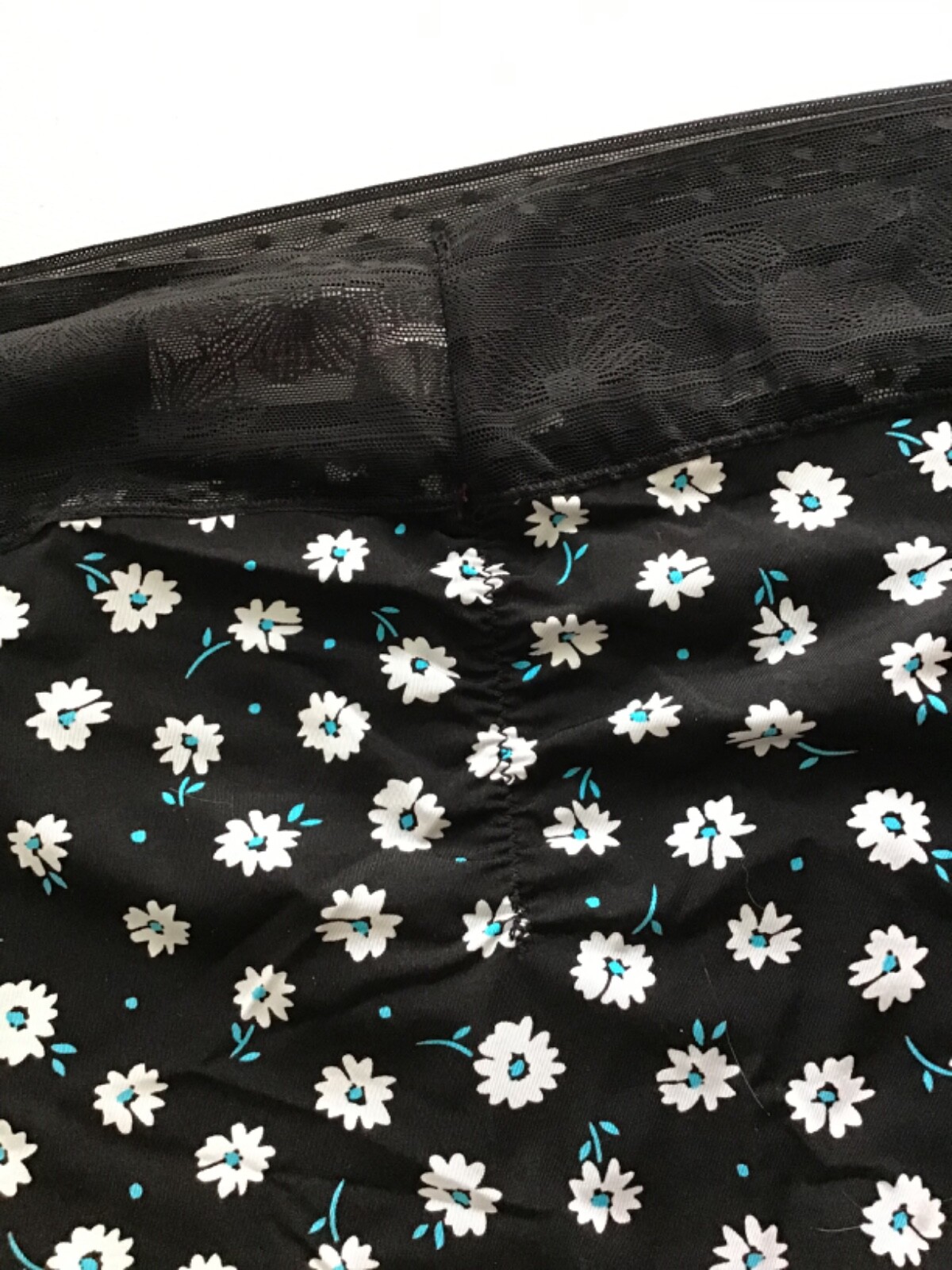 NEW No Boundaries XXXL (21) Bikini Panty 3XL Black White Flowers Lace Panties