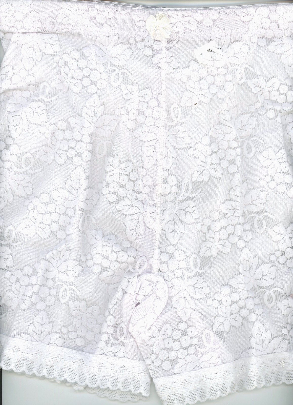 Lady girdle brief panty white lace 80% nylon 20% elastic size med girl 19″ waist