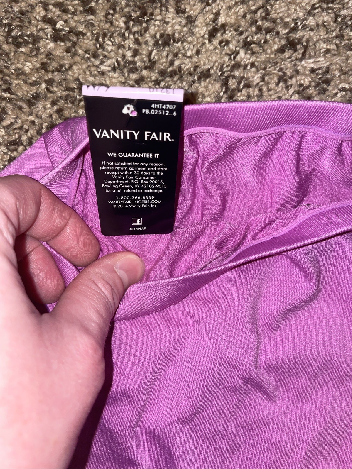Vanity Fair Smoothing Comfort Seamless Brief panties, 6/M, Pinky Purple, NWT