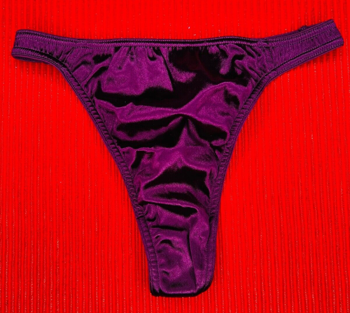 NWOT 1998 Vintage Victoria’s Secret Second Skin Satin Thong RARE!! Dated 03/98