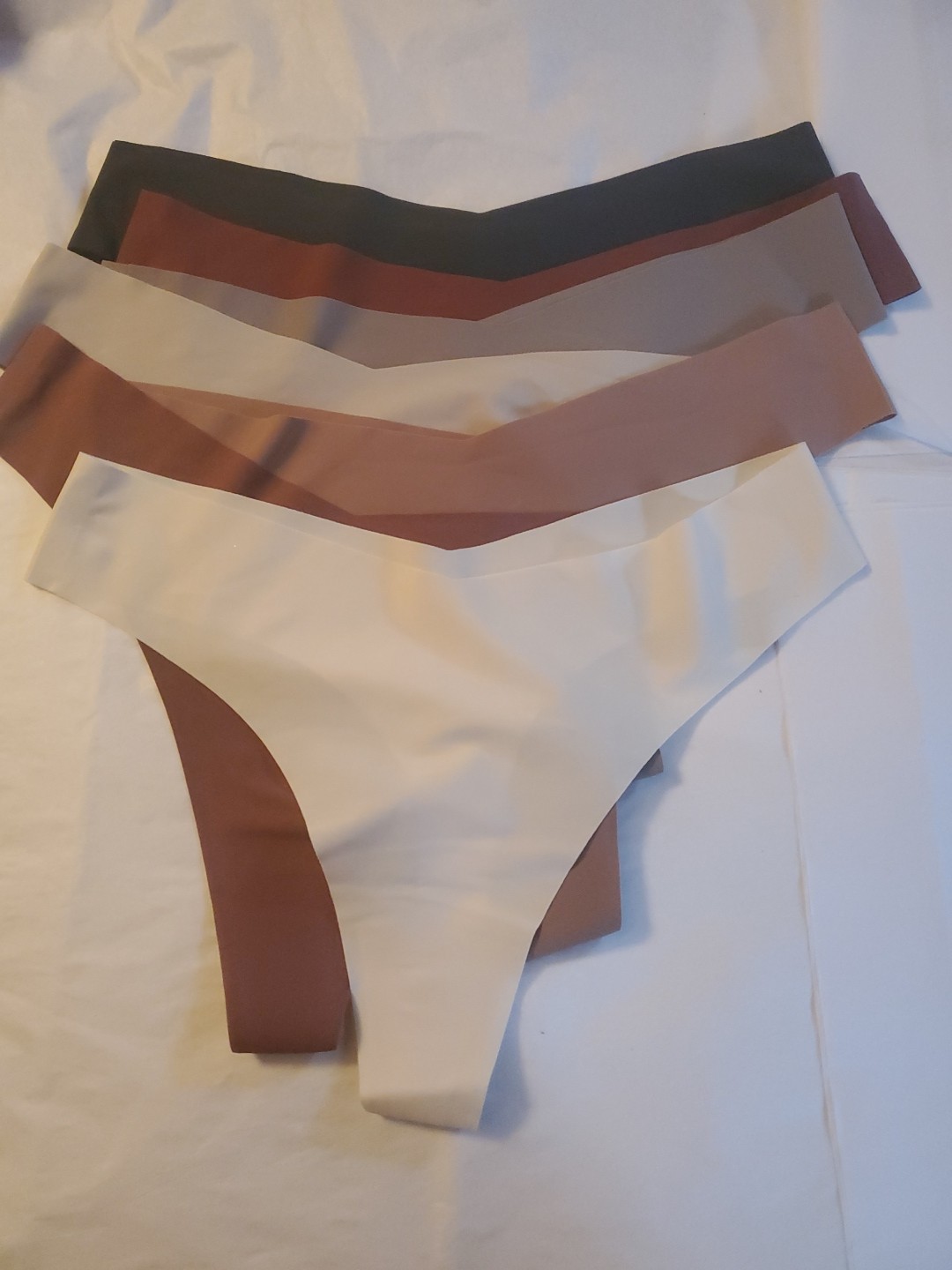 PANTIES Lot Of Seven Thong 4 Beige 2 Brownish 1 BLACK WOMENS L NEW