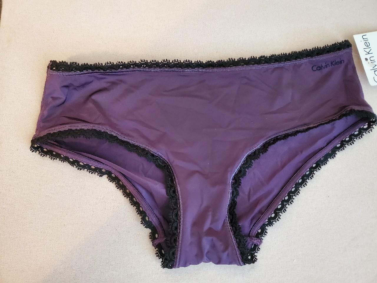 NWT CALVIN KLEIN HIPSTER PANTIES NYLON/LYCRA MICROFIBER F2912 SU9 EGGPLANT S