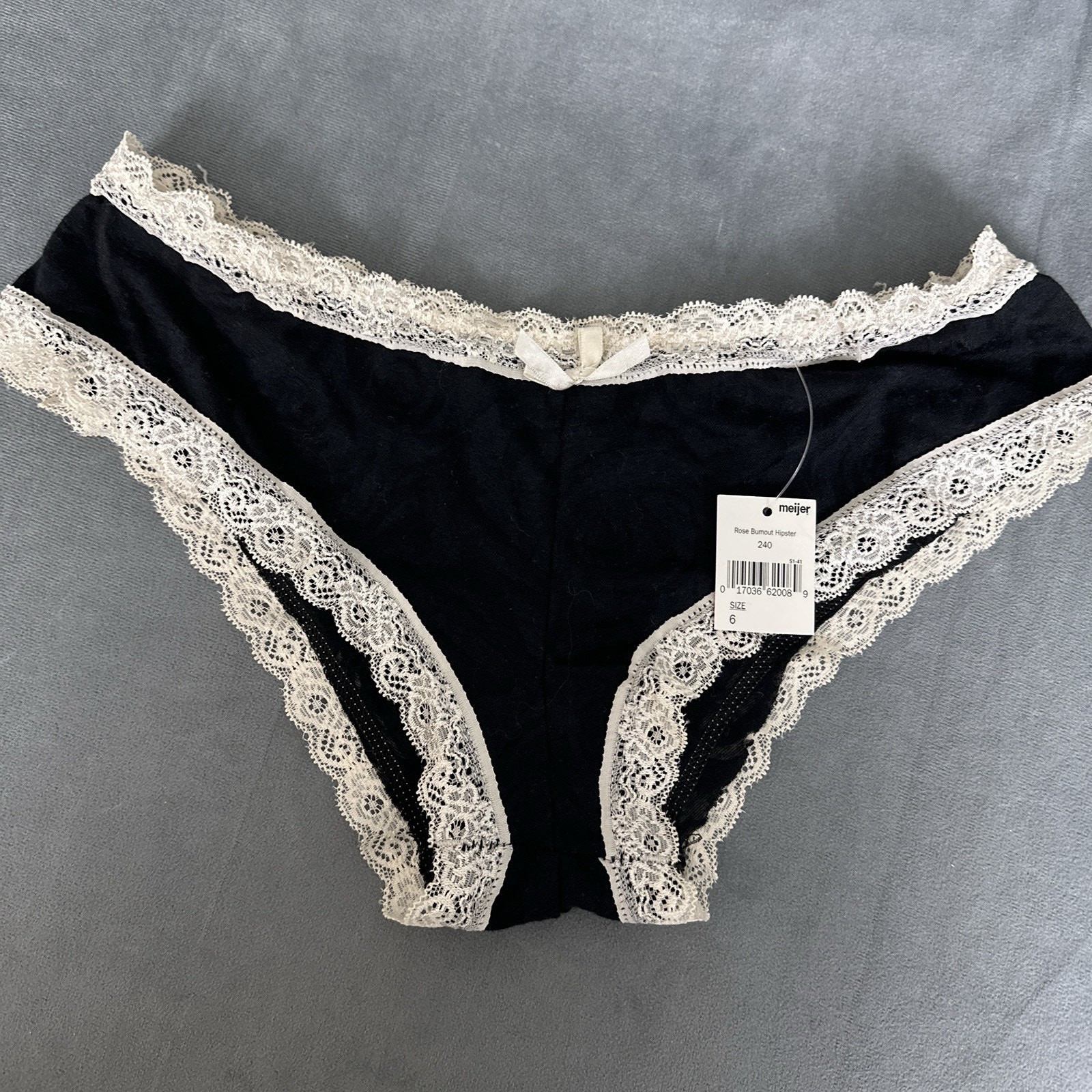 Y2K Panties International Intimates Size Medium Burnout Roses New NWT Lace Black