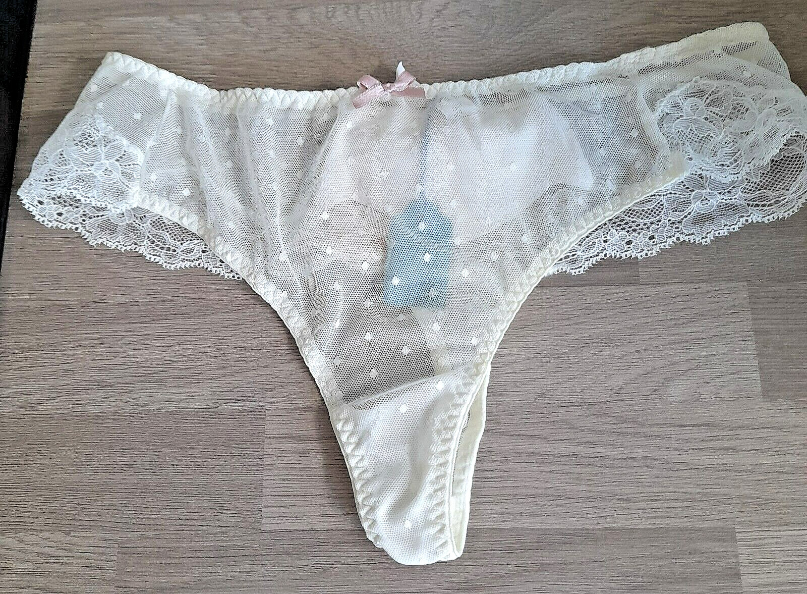 Passionata “Sofia” Sheer Peach/cream Lace/Spotted Thongboy S