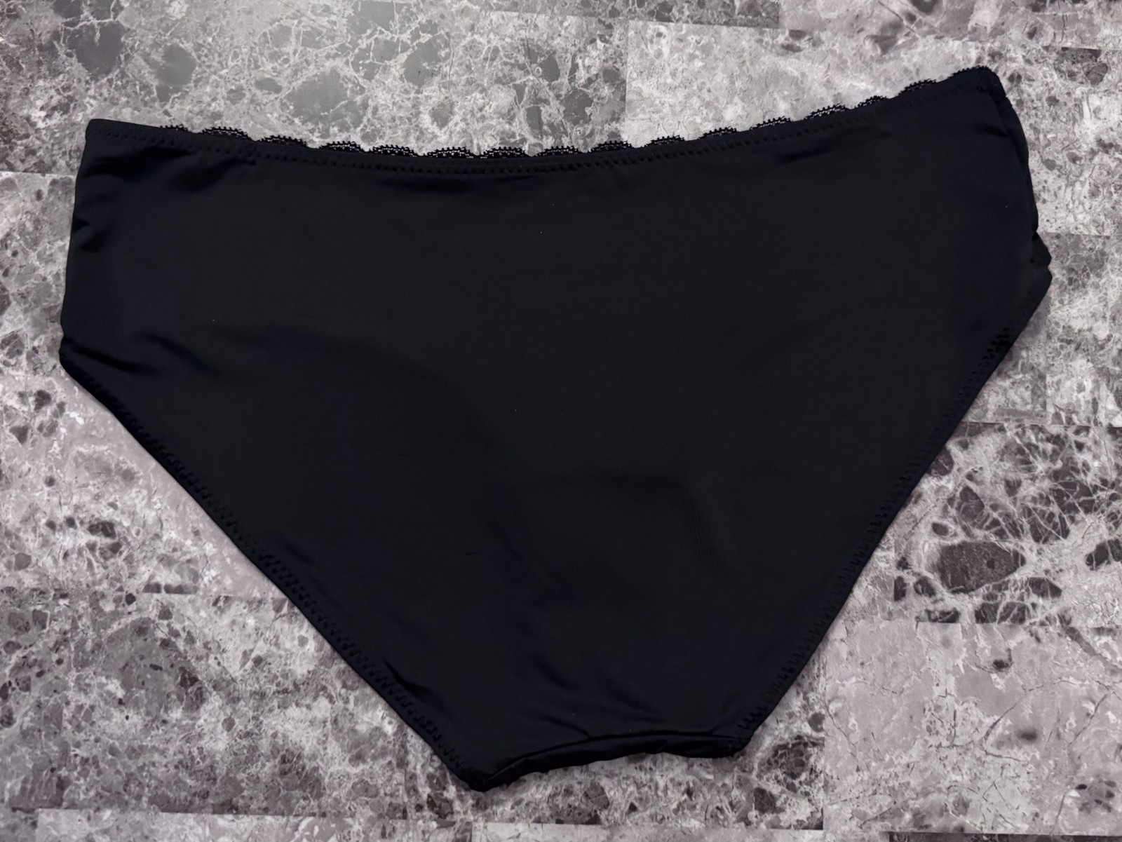 NWOT EXPRESS SMALL BLACK SMOOTH LACE LOGO HARDWARE HIPSTER HIPHUGGER PANTIES