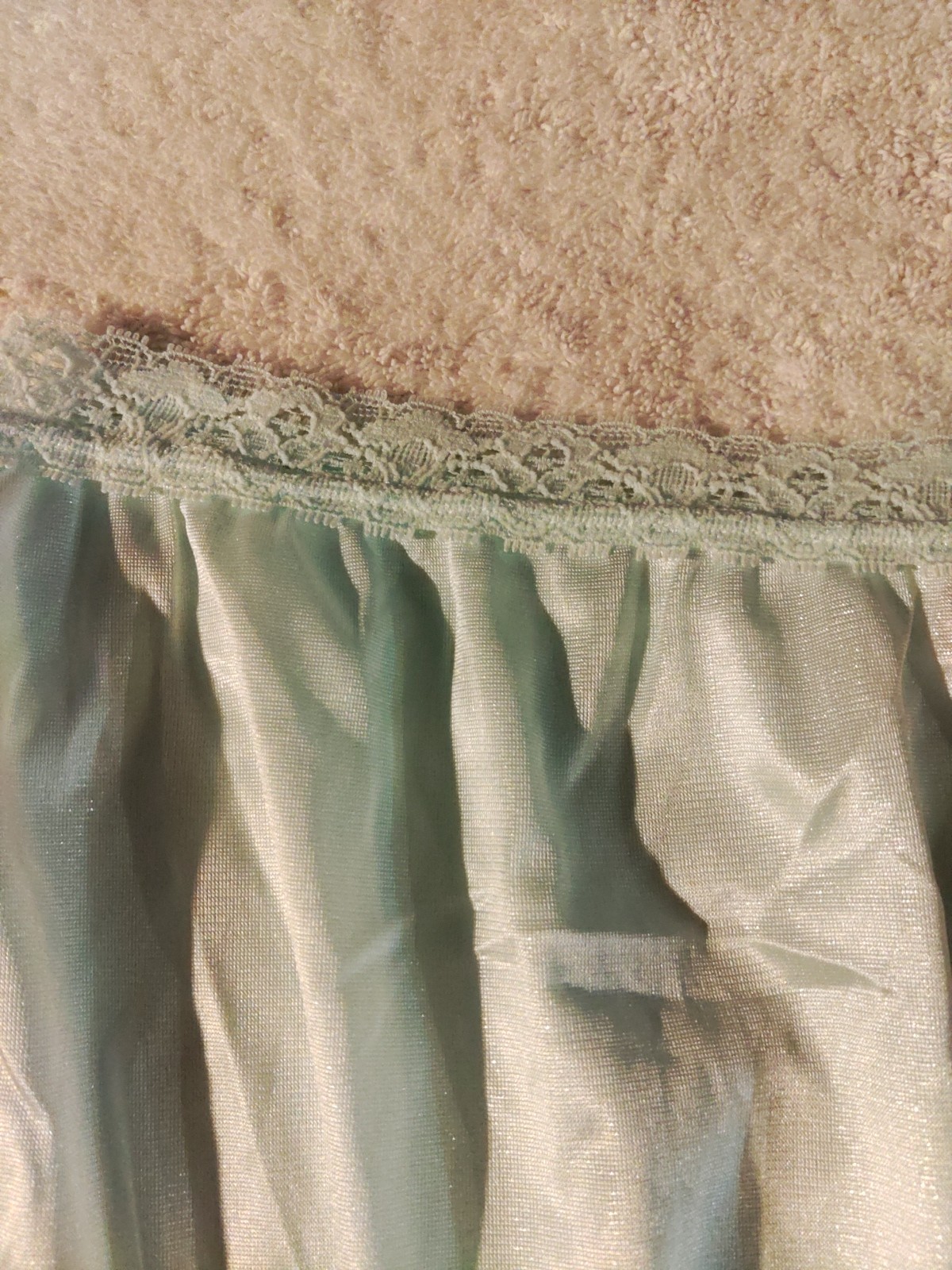 VTG Warner’s Perfect Measures White 100% Nylon W/ Lace Soft Silky Panties Sz 8
