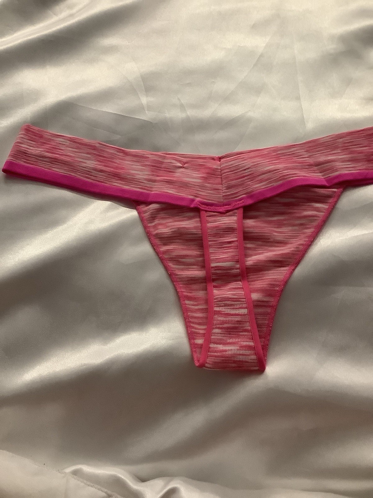 Victoria’s Secret PINK Women’s Thong Panties ‘Love Pink’ Pink White 1pk Large