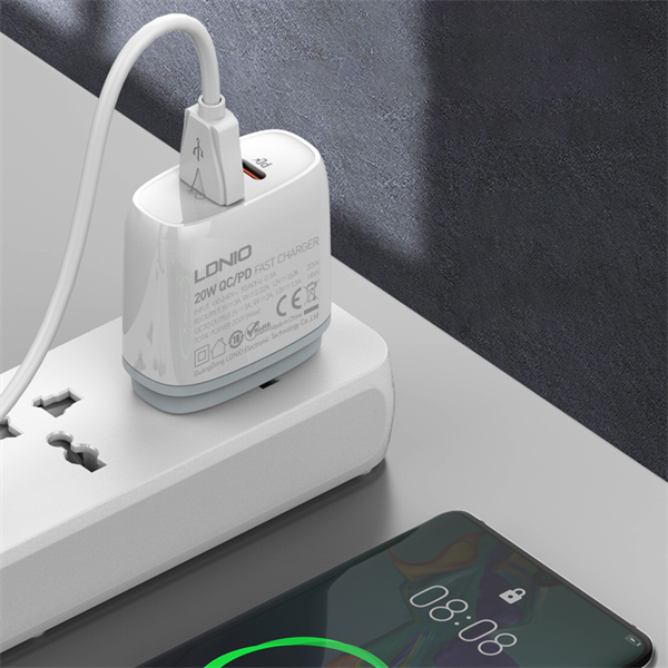 LDNIO Q229 20W PD+QC3.0 Fast Charger - Image 4